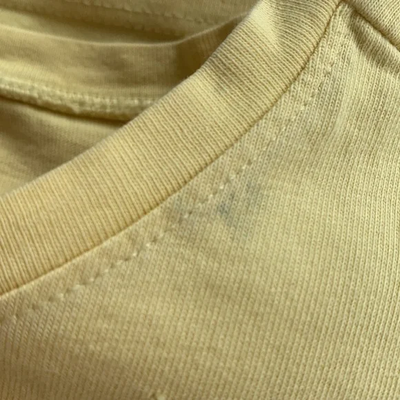 Life Is Good Yellow Girls T-shirt 7/8 - Picture 12 of 12